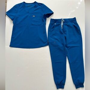 FIGS Blue Scrub Set uniform size small